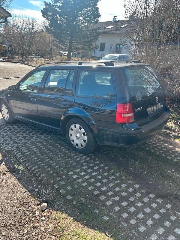 Gebraucht VW Golf IV 101 PS (74 kW) 2003 Schwarz Kombi