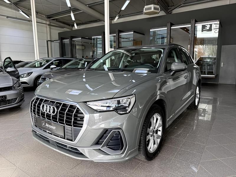 Gebraucht Audi Q3 S-Line 150 PS (110 kW) 2022 Grau metallic SUV