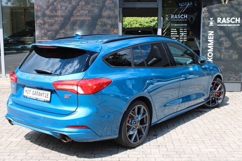Gebraucht Ford Focus ST 280 PS (205 kW) 2019 Blau Limousine