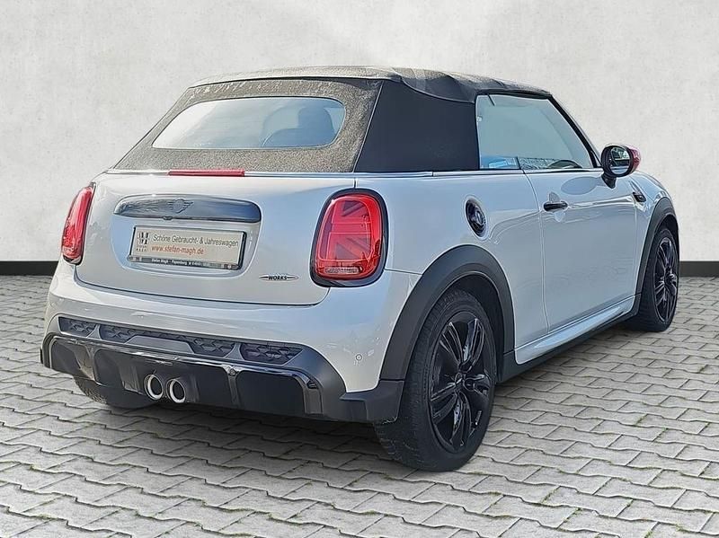 Gebraucht Mini John Cooper Works 231 PS (169 kW) 2023 Weiß Kleinwagen