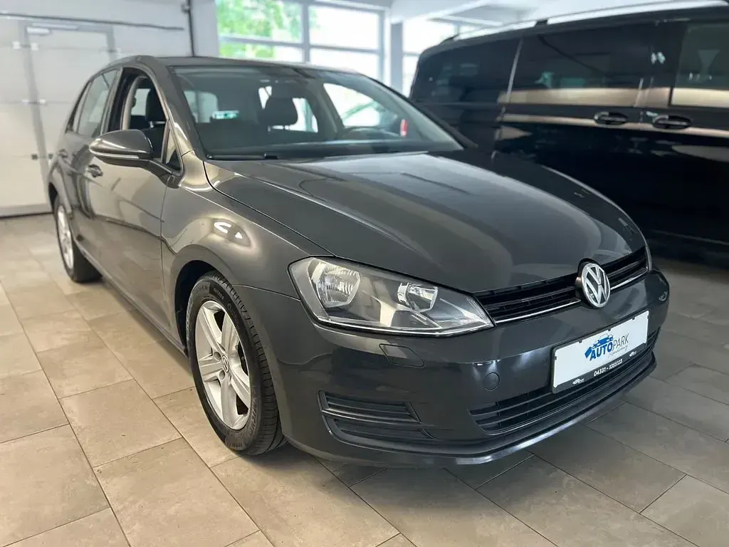 Gebraucht VW Golf VII Comfortline 150 PS (110 kW) 2013 Grau Limousine