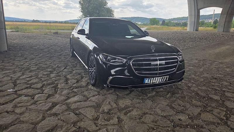 Schwarz Gebraucht 2021 Mercedes S450 Limousine | 72.590 € - Bild 1/4