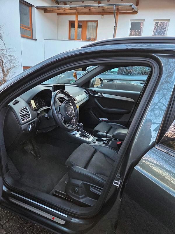 Gebraucht Audi Q3 S-Line 150 PS (110 kW) 2017 Grau SUV