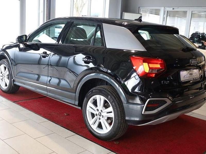 Gebraucht Audi Q2 Advanced 150 PS (110 kW) 2023 Brillantschwarz SUV