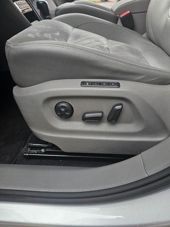 Gebraucht VW Sharan Highline 184 PS (135 kW) 2015 Silber Van / Kleinbus