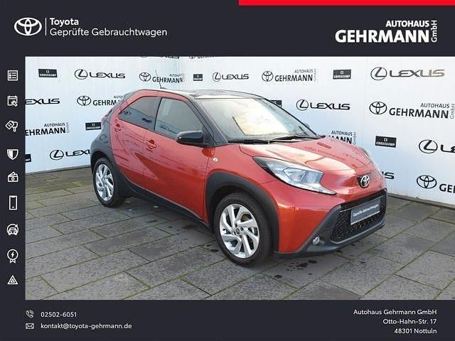 Gebraucht Toyota Aygo X Comfort 72 PS (52 kW) 2022 Schwarz SUV