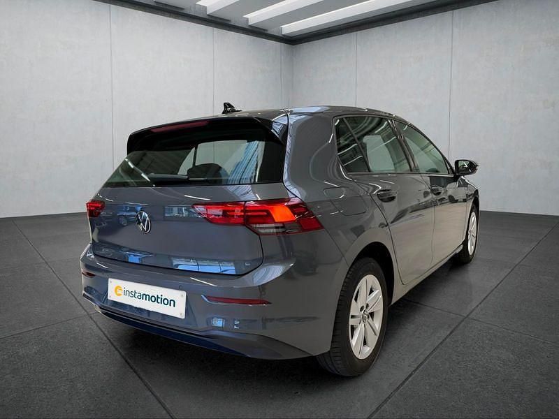 Gebraucht VW Golf VIII 116 PS (85 kW) 2022 Grau Kleinwagen