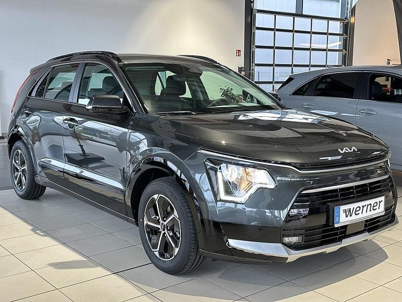 Gebraucht Kia Niro Comfort 172 PS (126 kW) 2025 Interstellar grau SUV