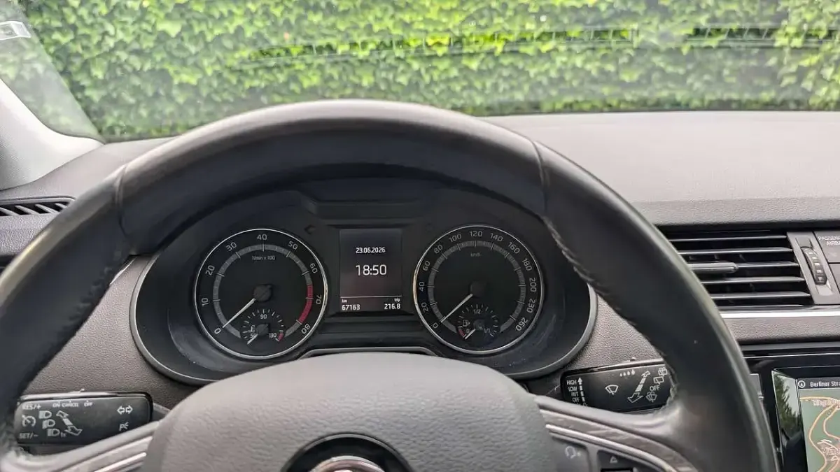 Gebraucht Skoda Octavia 179 PS (131 kW) 2015 Beige Kombi