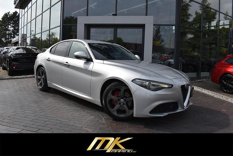 Gebraucht 2017 Alfa Romeo Giulia Super Limousine | 18.990 € (Fairer Preis) - Bild 1/1