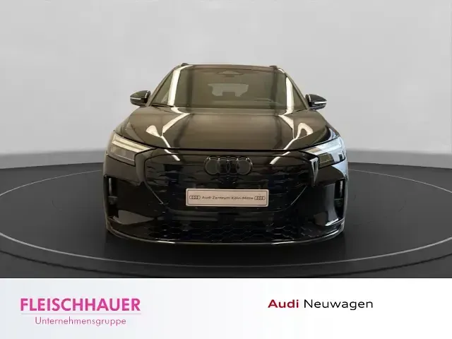 Neu Audi Q4 e-tron Performance 210 kW (286 PS) 2026 Schwarz SUV
