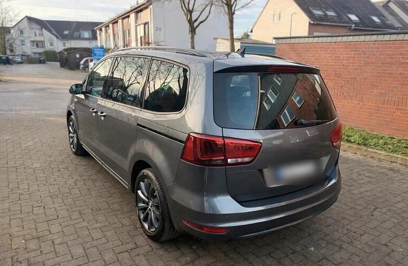 Gebraucht Seat Alhambra 150 PS (110 kW) 2017 Grau Van / Kleinbus