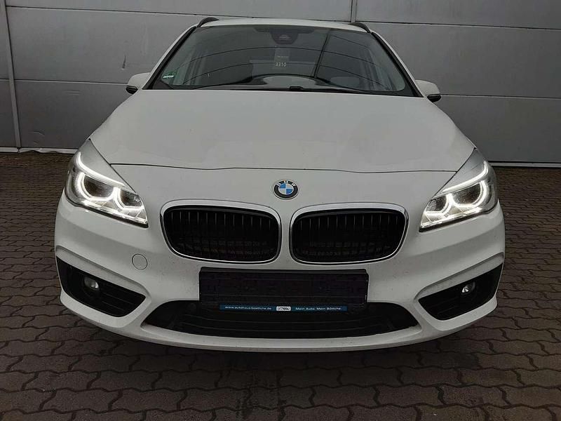 Gebraucht BMW 218 150 PS (110 kW) 2017 Alpinweiss iii Van / Kleinbus