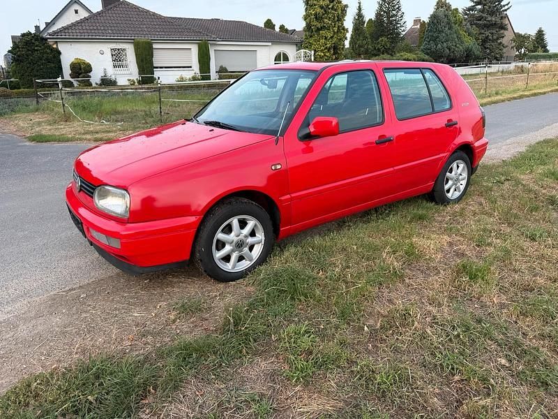 Rot Gebraucht 1997 VW Golf III Limousine | 3.449 € (Teuer) - Bild 1/4