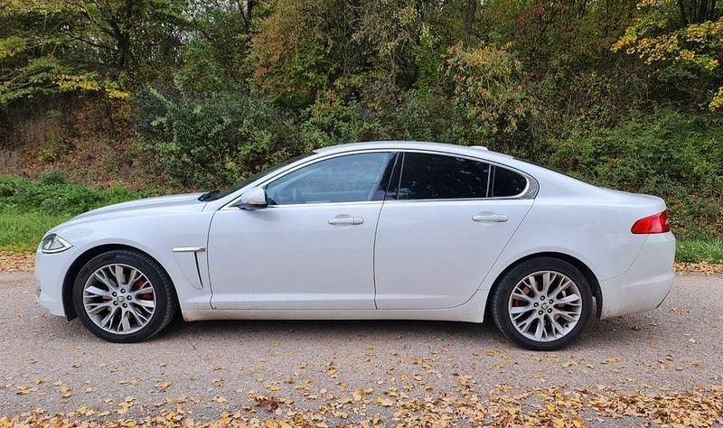 Second-hand Jaguar XF 190 CP (139 kW) 2012 Alb Berlinǎ