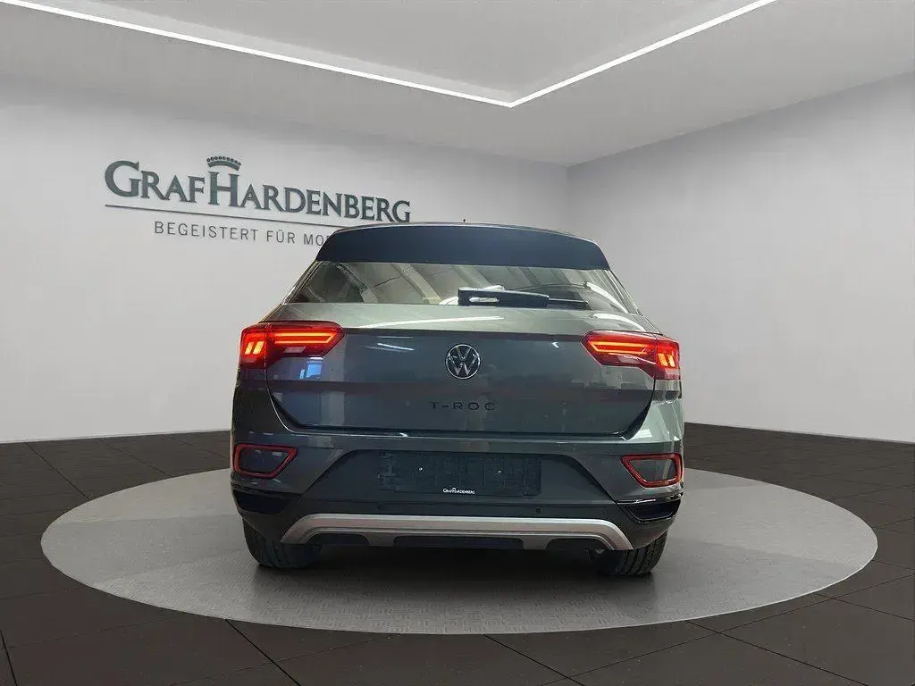 Gebraucht VW T-Roc Style 150 PS (110 kW) 2025 Grau SUV