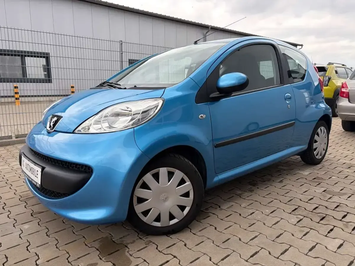 Gebraucht Peugeot 107 Filou 68 PS (50 kW) 2006 Lack blau linarite/metallicla Kleinwagen