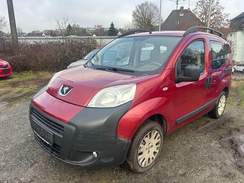 Gebraucht Peugeot Bipper Basis 73 PS (53 kW) 2010 Rot Van / Kleinbus
