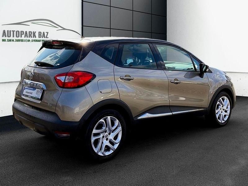Gebraucht Renault Captur Luxe 120 PS (88 kW) 2014 Braun SUV