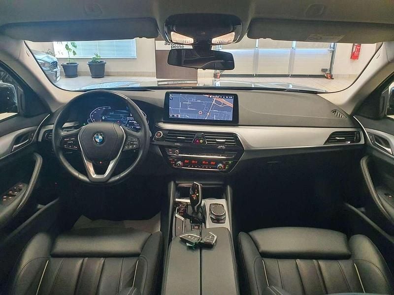 Gebraucht BMW 520 Performance 190 PS (139 kW) 2022 Schwarz Limousine