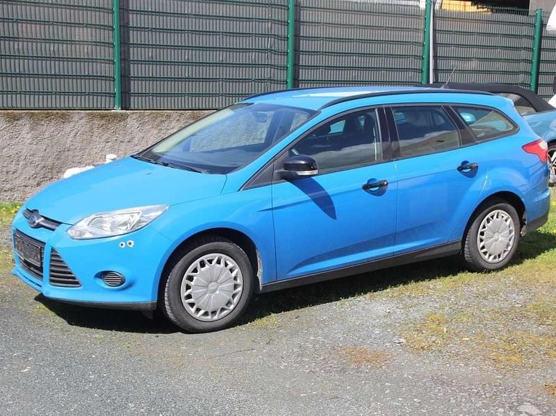 Gebraucht Ford Focus 116 PS (85 kW) 2012 Blau Kombi