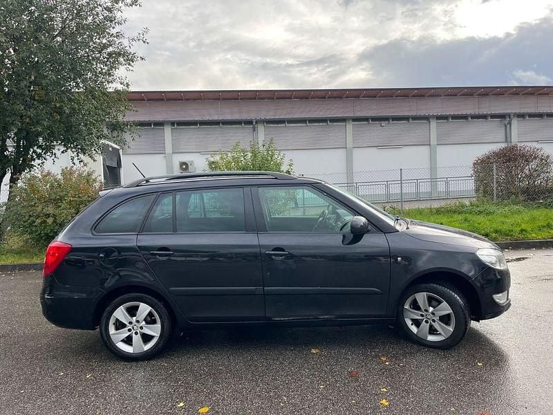 Gebraucht Skoda Fabia Ambition 86 PS (63 kW) 2014 Schwarz Kombi