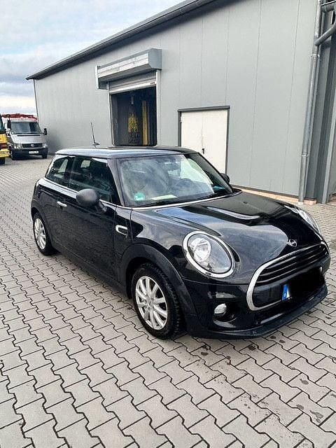 Gebraucht Mini ONE 102 PS (75 kW) 2018 Schwarz Kleinwagen