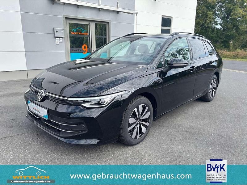 Grenadillschwarz metallic Gebraucht 2024 VW Golf VIII Goal Kombi | 24.500 € (Superpreis) - Bild 1/3