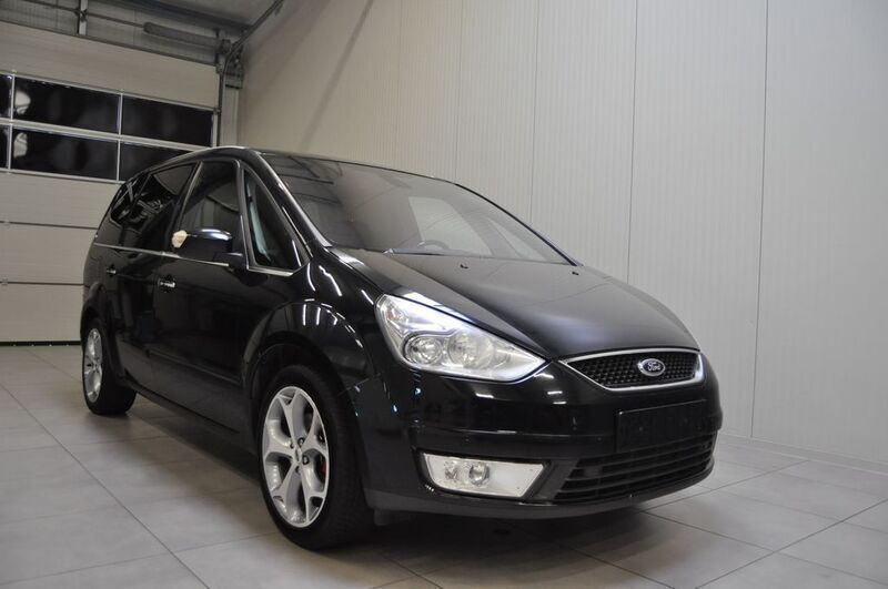 Schwarz Gebraucht 2009 Ford Galaxy Titanium Van / Kleinbus | 3.990 € (Superpreis) - Bild 1/4