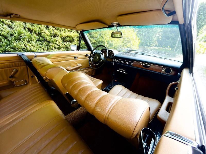 Gebraucht Mercedes 250 131 PS (96 kW) 1970 Braun Coupé