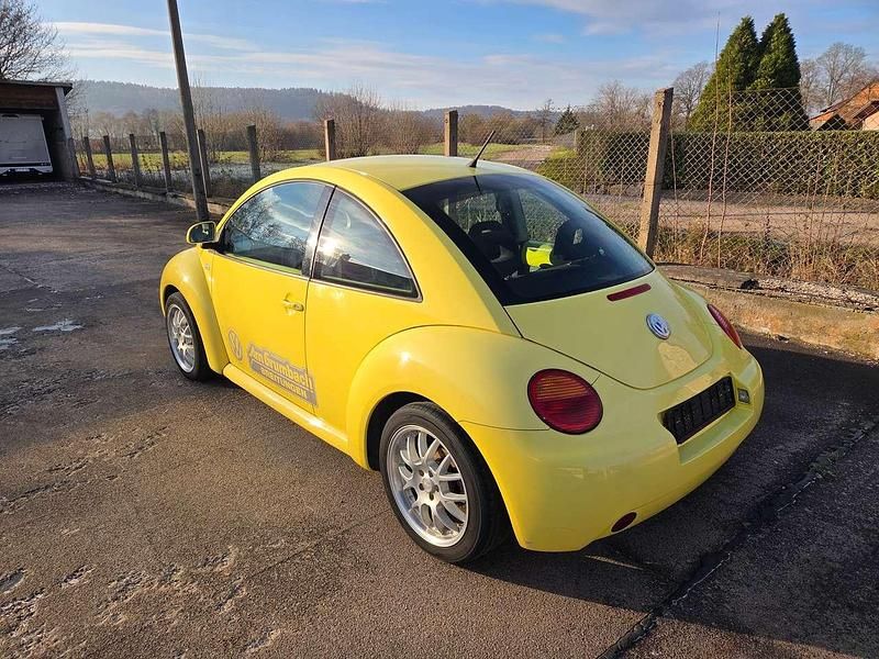 Gebraucht VW New Beetle 90 PS (66 kW) 1998 Gelb Kleinwagen