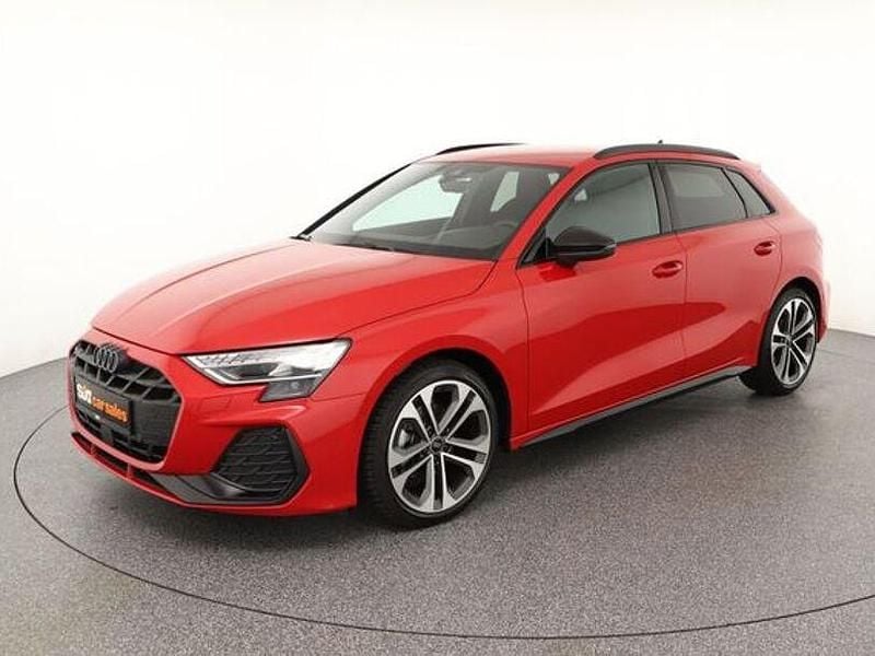 Gebraucht Audi A3 S-Line 116 PS (85 kW) 2025 Rot Limousine