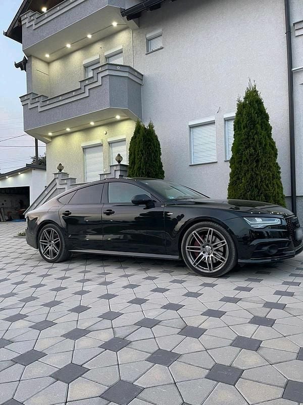 Second-hand Audi A7 320 CP (235 kW) 2015 Negru Hatchback