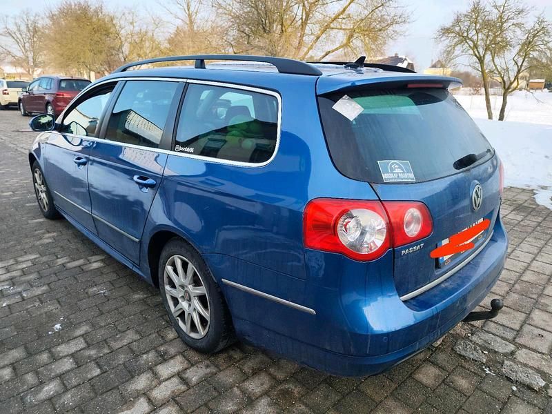Gebraucht VW Passat R-line 140 PS (102 kW) 2010 Blau Kombi