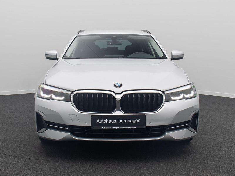 Gebraucht BMW 520 Sport Line 190 PS (139 kW) 2020 Glaciersilbera83 Kombi