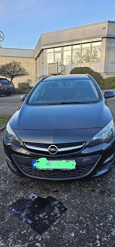 Gebraucht Opel Astra 131 PS (96 kW) 2013 Kombi