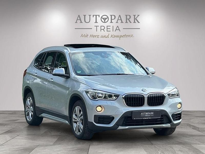 Silber Gebraucht 2016 BMW X1 Sport Line SUV | 17.980 € (Guter Preis) - Bild 1/4
