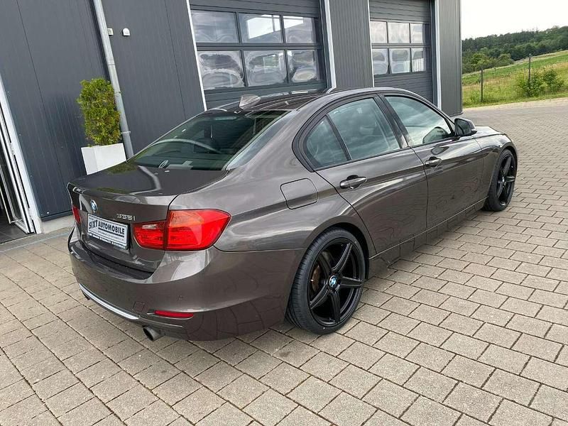Gebraucht BMW 335 Performance 326 PS (239 kW) 2013 Braun Limousine