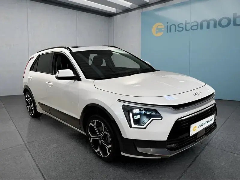 Gebraucht Kia Niro 141 PS (103 kW) 2025 Weiß SUV