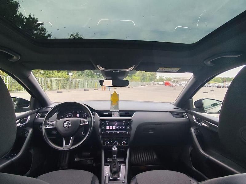 Schwarz Gebraucht 2020 Skoda Octavia Kombi | 13.800 € (Fairer Preis) - Bild 1/4