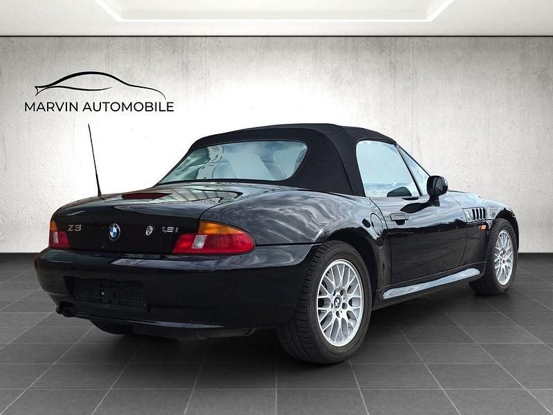 Gebraucht BMW Z3 118 PS (86 kW) 2001 Schwarz Cabrio