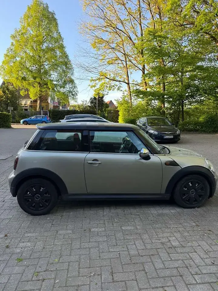 Usata Mini Cooper D 109 CV (80 kW) 2008 Grigio Utilitaria