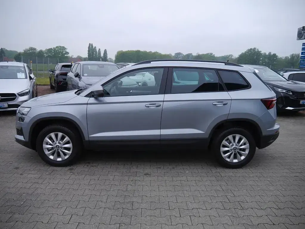 Neu Skoda Karoq 150 PS (110 kW) 2026 Silber SUV