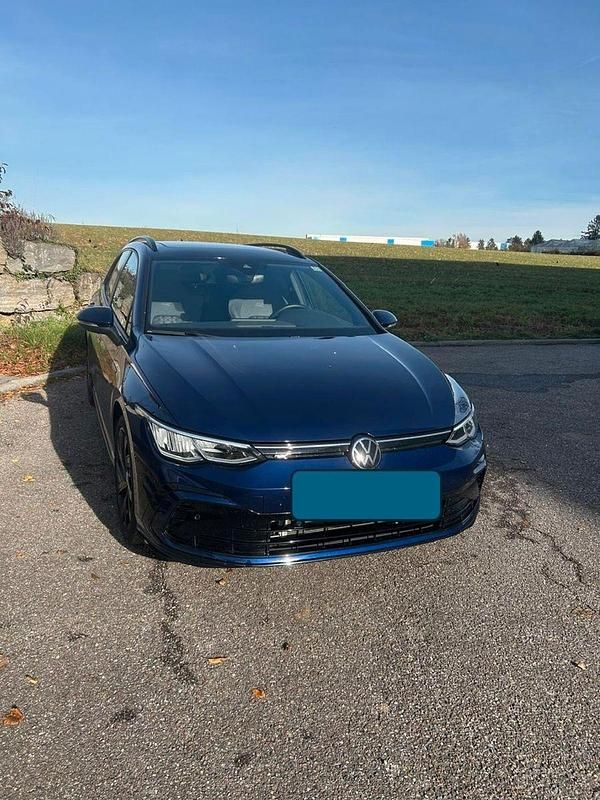 Gebraucht VW Golf VIII R-line 190 PS (139 kW) 2022 Blau Kombi