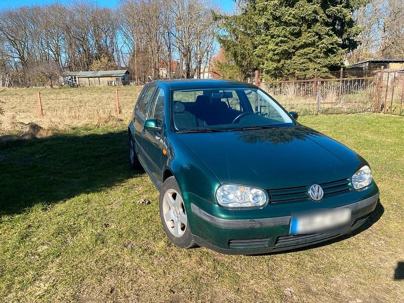 Gebraucht VW Golf III 101 PS (74 kW) 1998 Grün Kleinwagen