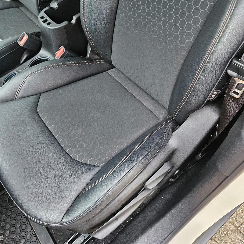 Gebraucht Jeep Compass Limited 150 PS (110 kW) 2020 Weiß SUV