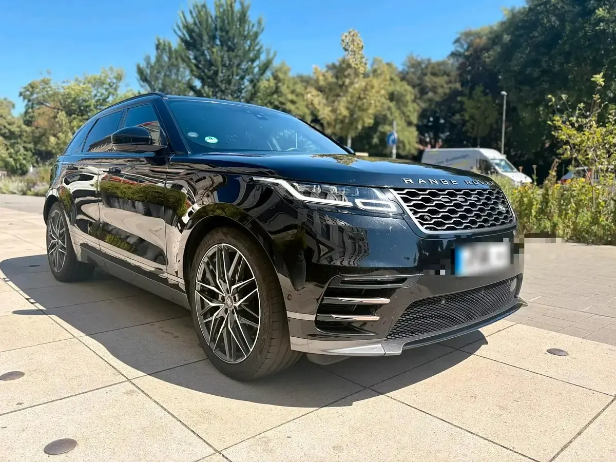 Gebraucht Land Rover Range Rover Velar 300 PS (220 kW) 2019 Schwarz SUV