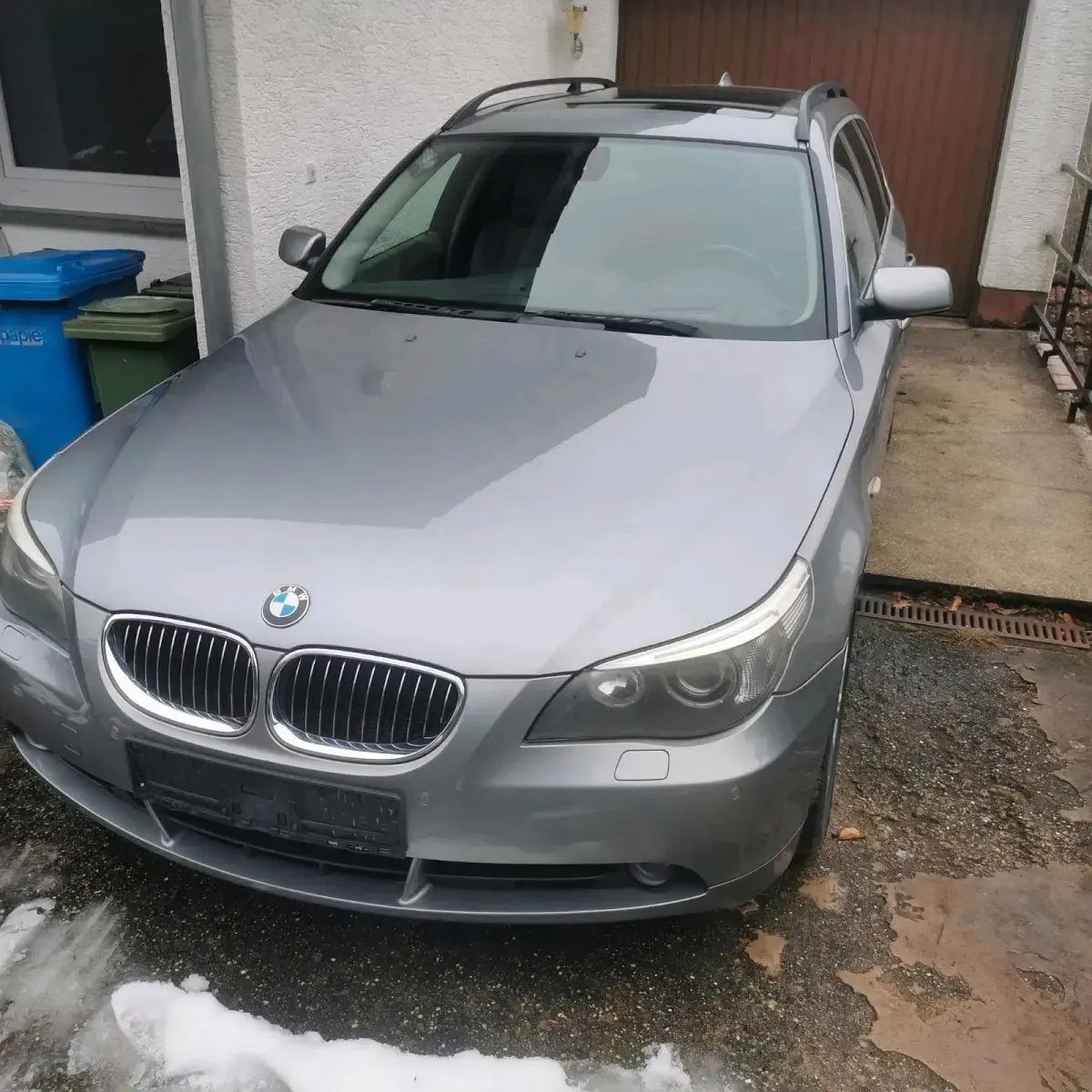 Gebraucht BMW 530 258 PS (189 kW) 2006 Grau Kombi