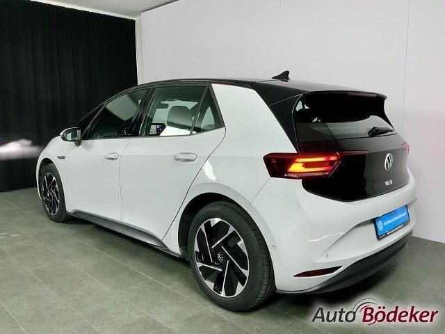 Gebraucht VW ID.3 Pro Performance 150 kW (204 PS) 2022 Gletscherweiss Kleinwagen