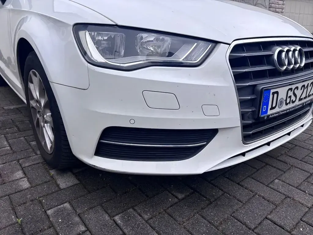 Gebraucht Audi A3 Ambiente 110 PS (80 kW) 2016 Weiß Limousine
